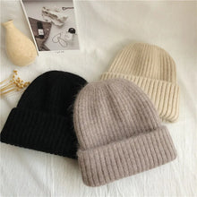 Bonnet d’Hiver  – Confort & Élégance ❄️✨